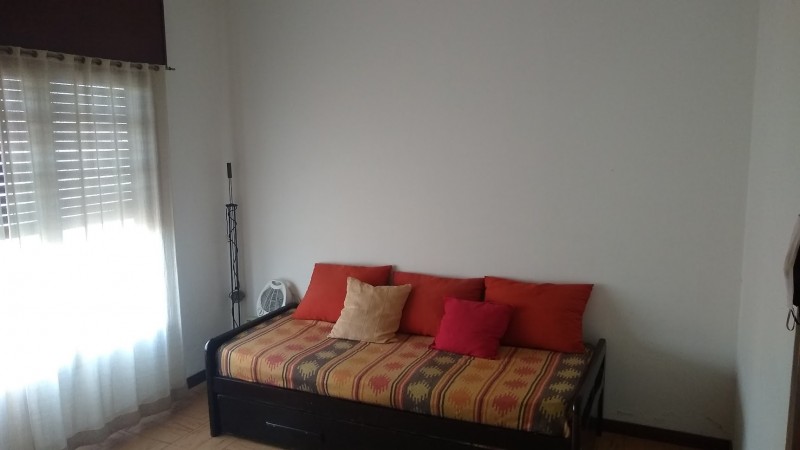 CASA EN BARRIO LAS CARRETAS 