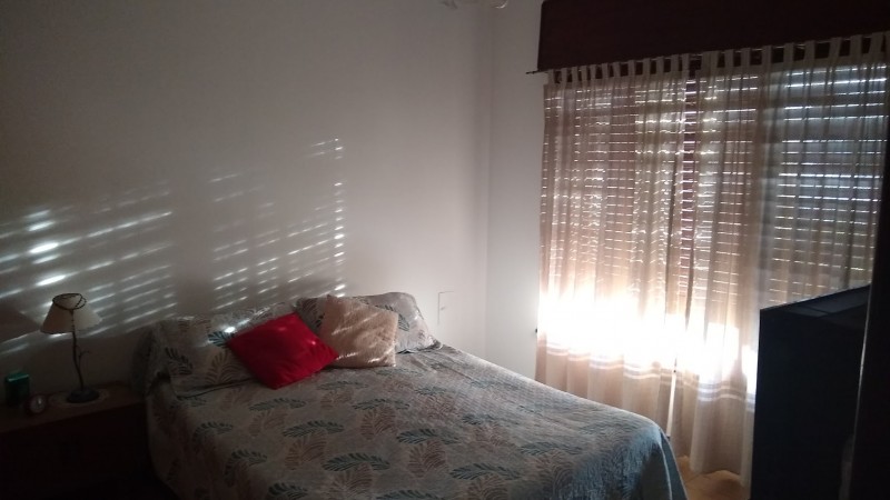 CASA EN BARRIO LAS CARRETAS 