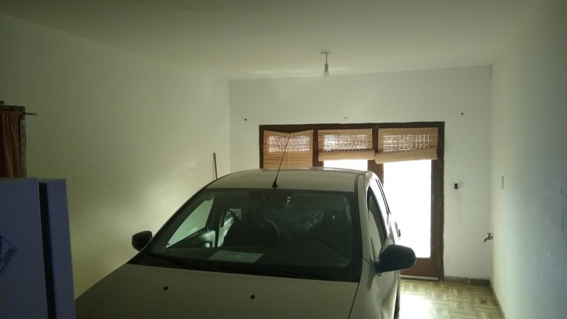 CASA EN BARRIO LAS CARRETAS 