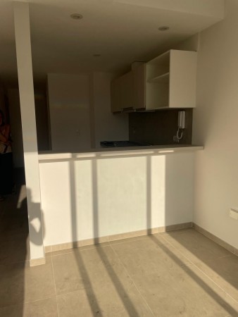 Departamento en alquiler – Combate de los Pozos 1137, CABA