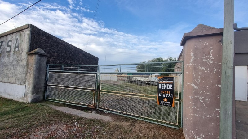 GALPÓN EN VENTA – ESQUINA CÉNTRICA RONDEAU Y LAS HERAS