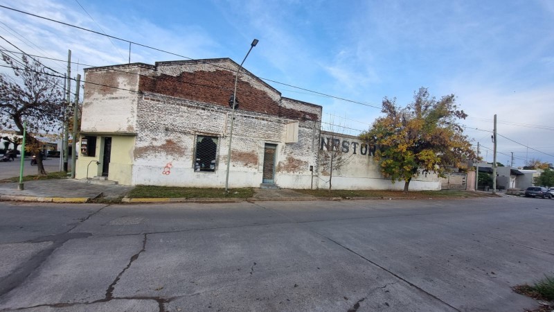GALPÓN EN VENTA – ESQUINA CÉNTRICA RONDEAU Y LAS HERAS