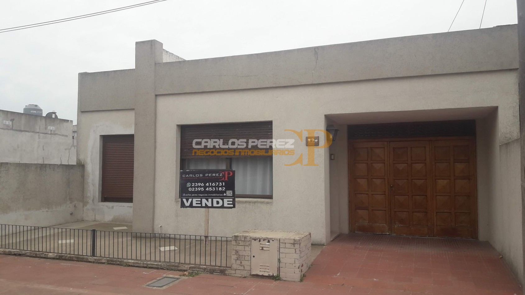 CASA EN VENTA EN CALLE MONSEÑOR DE ANDREA 324